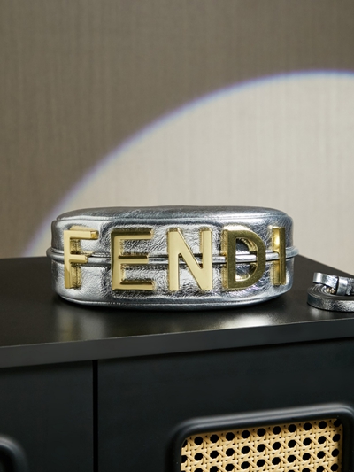 フェンディバッグ内部構造